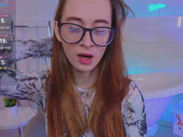 DarkLola webcam
