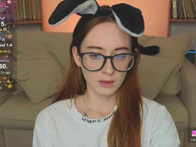 DarkLola webcam