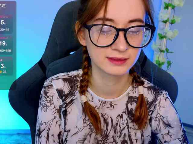 DarkLola webcam