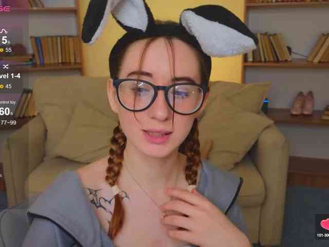 DarkLola webcam