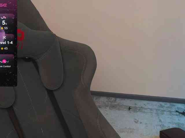 DarkLola webcam