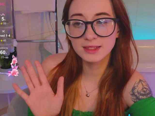 DarkLola webcam