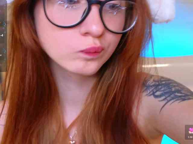 DarkLola webcam