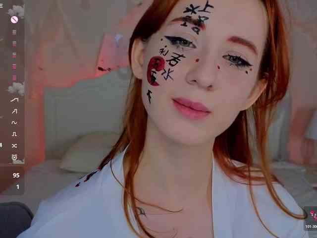 DarkLola webcam