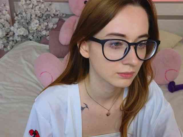 DarkLola webcam