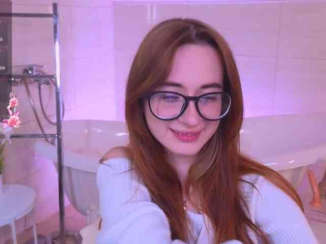 DarkLola webcam