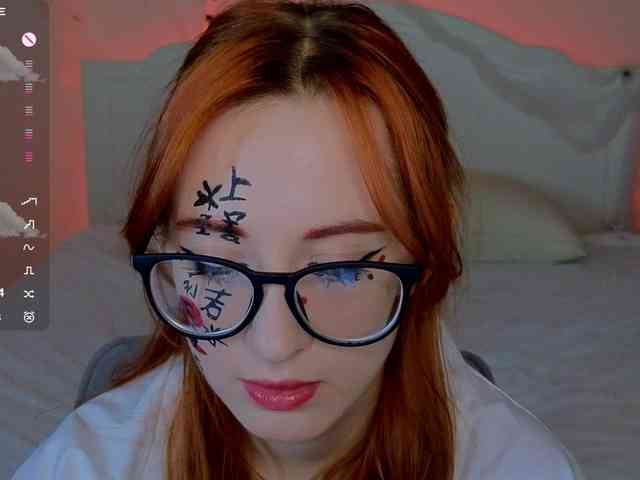 DarkLola webcam