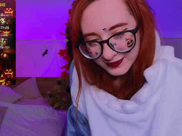 DarkLola webcam