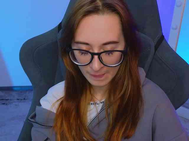DarkLola webcam