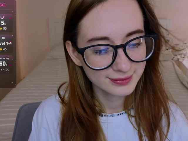 DarkLola webcam
