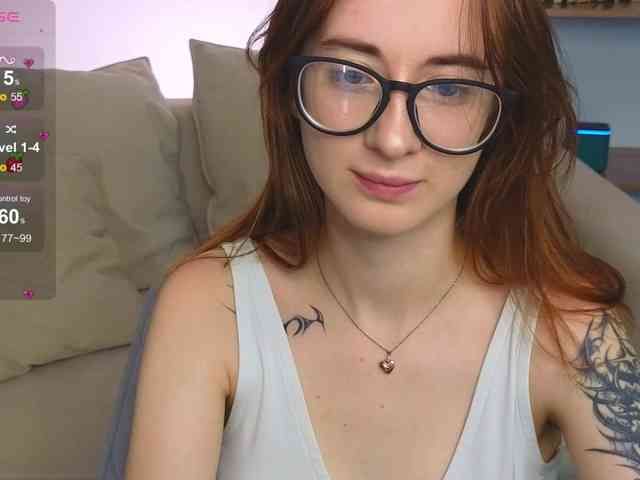 DarkLola webcam