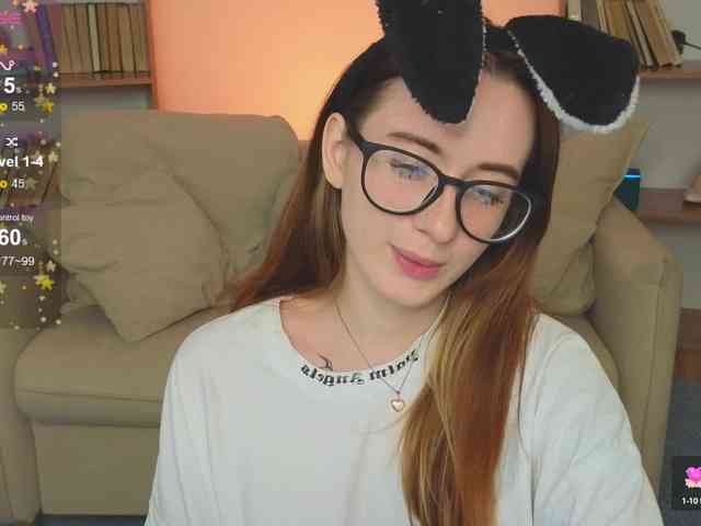 DarkLola webcam