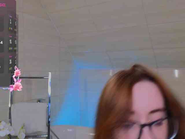 DarkLola webcam