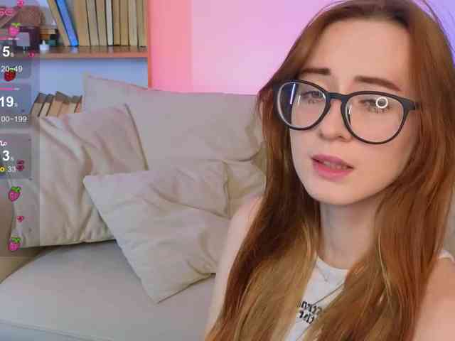 DarkLola webcam