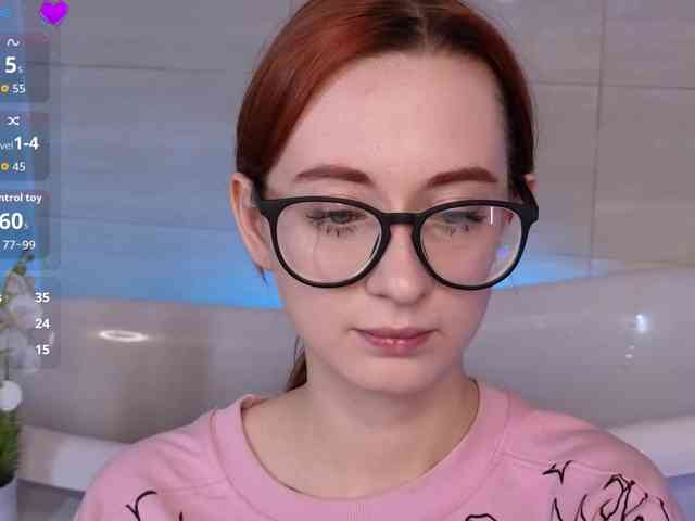 DarkLola webcam
