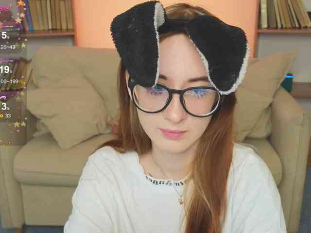 DarkLola webcam