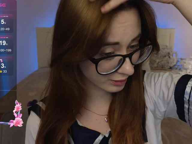 DarkLola webcam