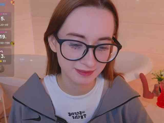 DarkLola webcam