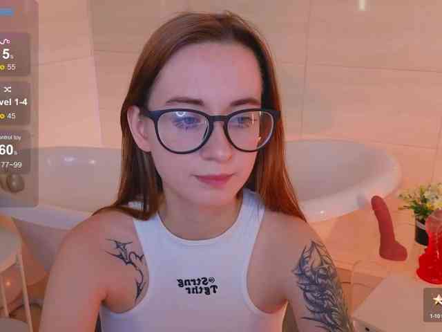 DarkLola webcam