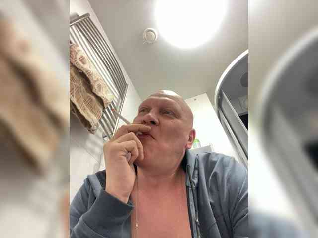 Demyaniusich Live Webcam on BongaCams