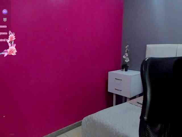 Queenn24 Live Webcam on BongaCams Queenn24 Live Webcam on BongaCams