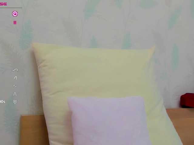 Kelly-Klein's BongaCams show and profile