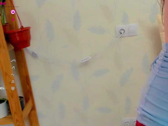 Kelly-Klein's BongaCams show and profile