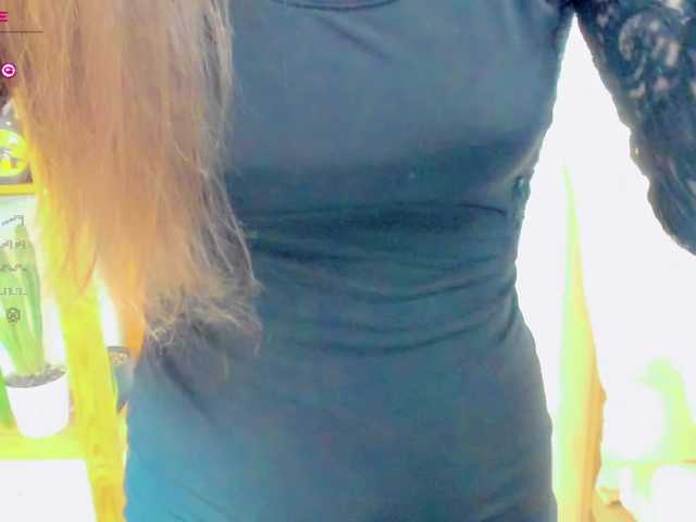 Kelly-Klein live cam