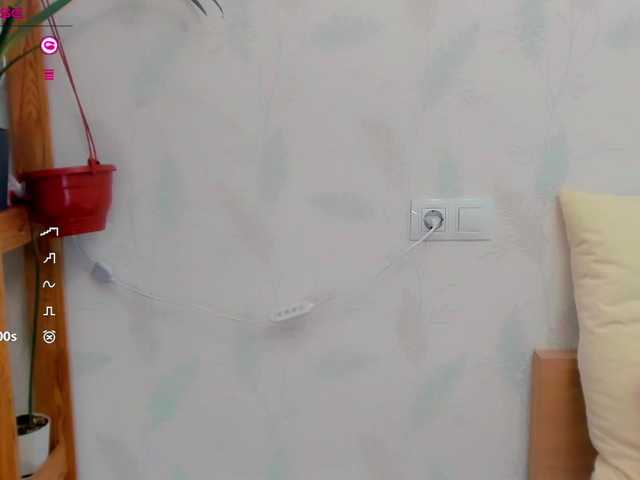 Kelly-Klein's BongaCams show and profile