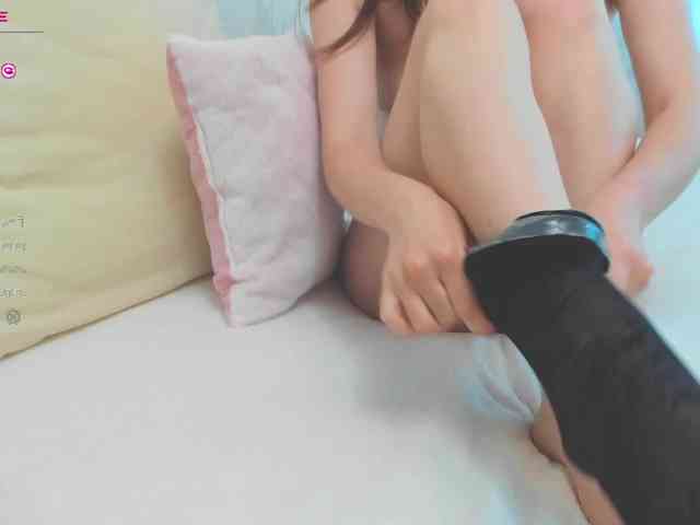 Kelly-Klein webcam