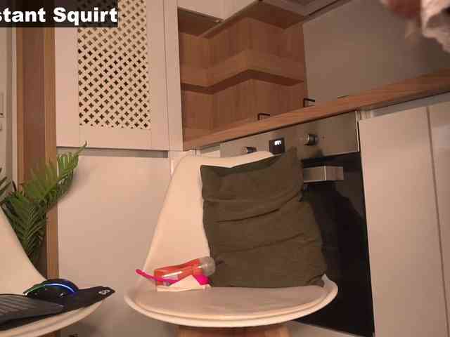 LetiSquirt webcam