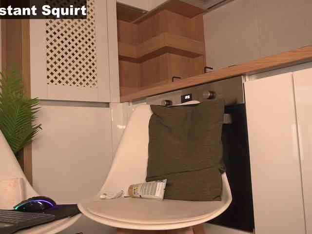 LetiSquirt webcam