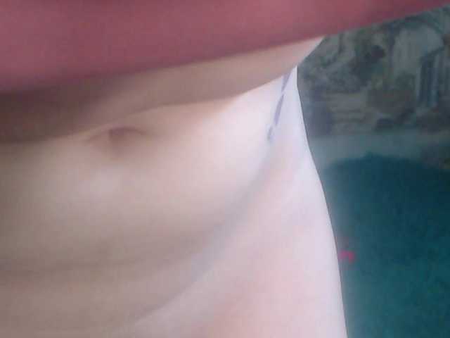  -LauraGold- chat room