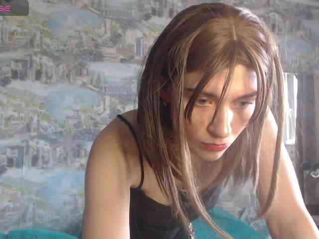 -LauraGold- webcam