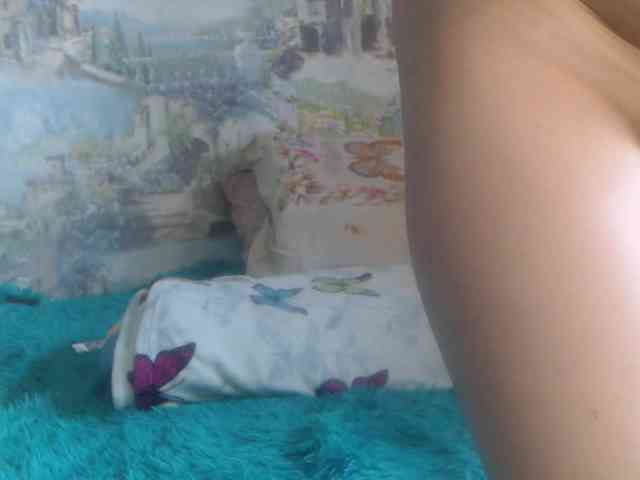 -LauraGold-
