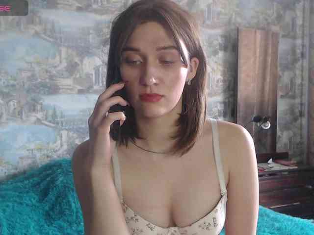-LauraGold- webcam