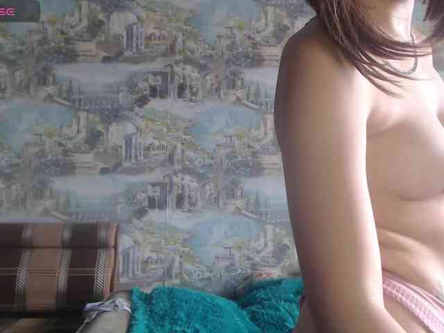 -LauraGold- webcam