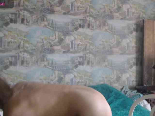 -LauraGold- webcam