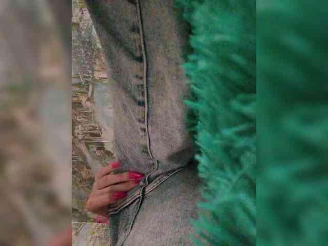 -LauraGold-