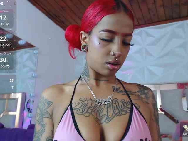 Madisson021 webcam