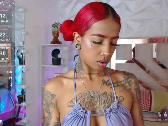 Madisson3333 Live Webcam on BongaCams