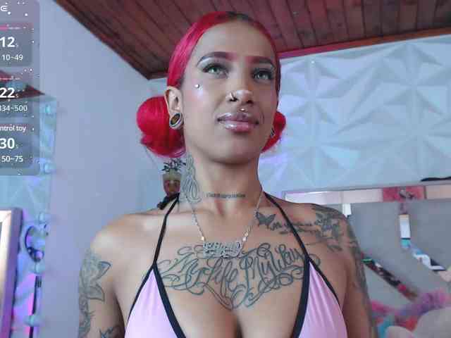 Madisson021 webcam