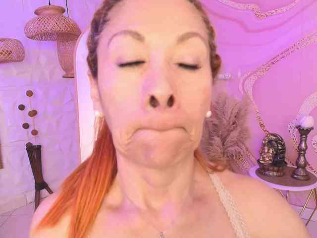cintia-greyx webcam