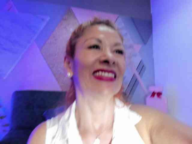 cintia-greyx webcam