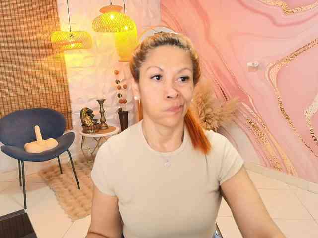 cintia-greyx webcam