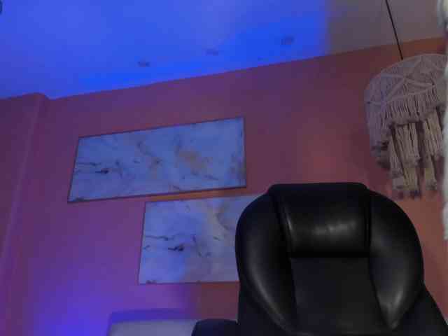 AntonellaHans webcam