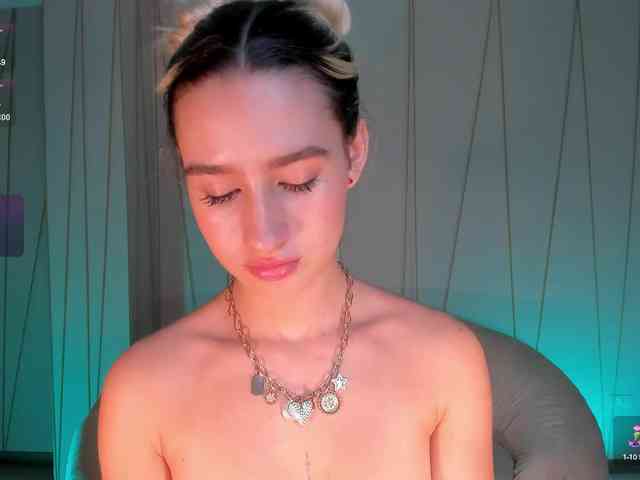 AntonellaHans webcam