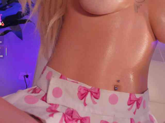 AntonellaHans webcam