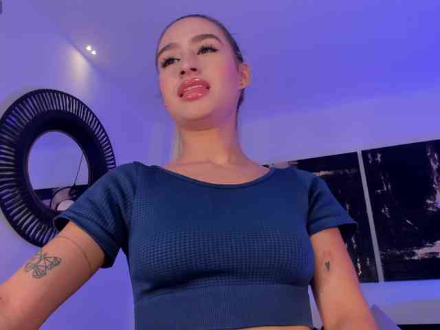AntonellaHans webcam