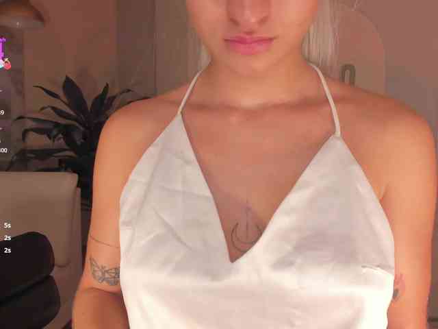 AntonellaHans webcam